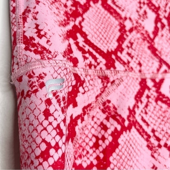Fabletics Define Powerhold High Waisted Capri Leggings Python Pink Small - Picture 7 of 11